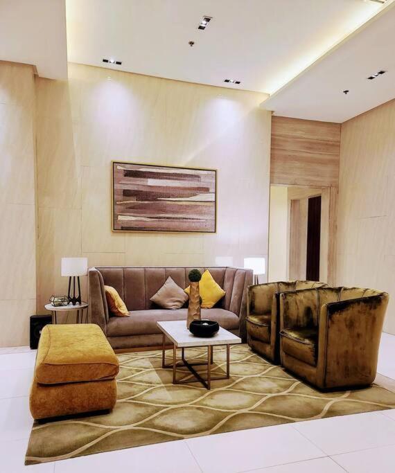 House Of B&Y At 101 Newport Across Naia T3 Apartment Manila Exterior photo